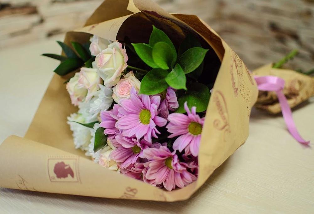 Букет цветов из: Розы и Хризантемы в Блечепсин