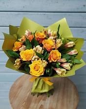 Букет цветов из:  Альстромерии и Розы в Блечепсин