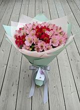 Букет цветов из:  Альстромерии в Блечепсин