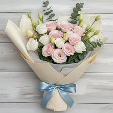 Букет цветов из:  Лизиантусы в Блечепсин