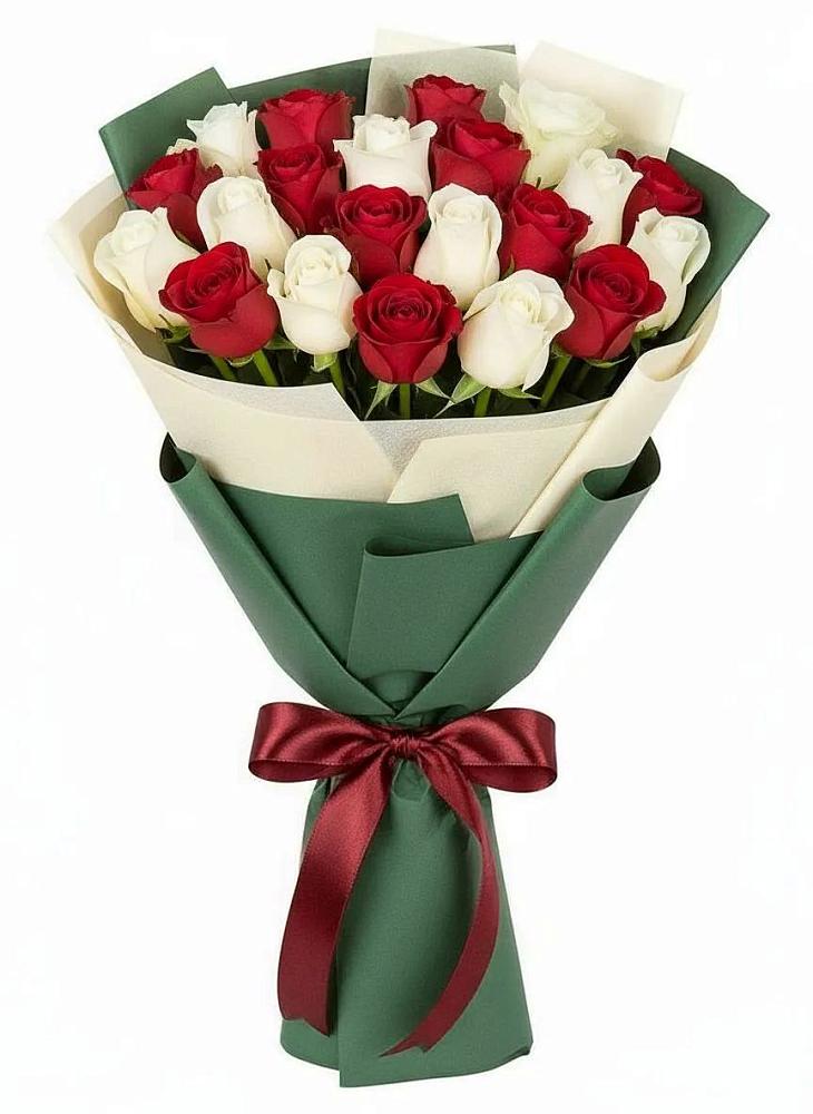 Букет Микс из красных и белых роз в Блечепсин