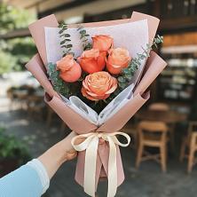 Букет цветов из:  Розы в Блечепсин