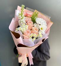 Букет цветов из:  Хризантемы и Розы в Блечепсин