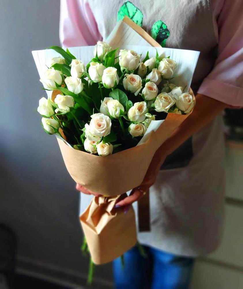 Букет цветов из: Розы в Блечепсин