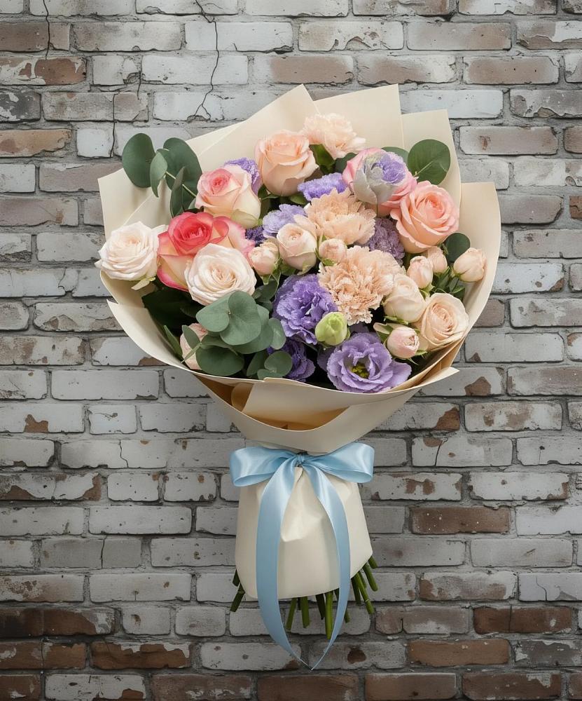 Букет цветов из: Розы, Лизиантусы и Гвоздики в Блечепсин