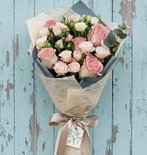 Букет цветов из:  Розы в Блечепсин