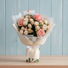 Букет цветов из:  Розы в Блечепсин
