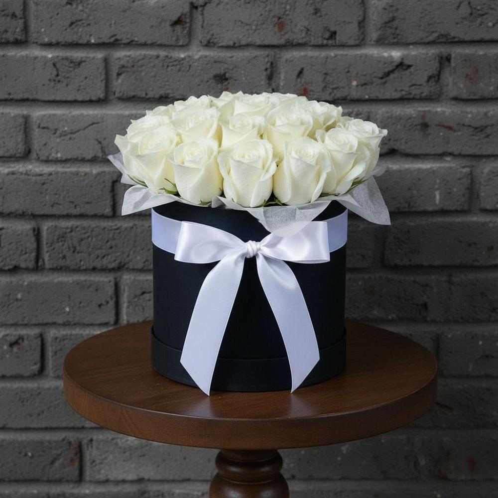 Цветочная композиция из Розы в шляпной коробке в Блечепсин