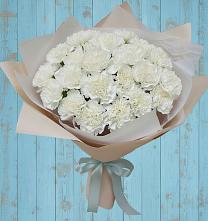 Букет цветов из:  Гвоздики в Блечепсин
