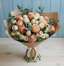 Букет цветов из:  Альстромерии и Розы в Блечепсин