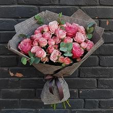 Букет цветов из:  Розы в Блечепсин
